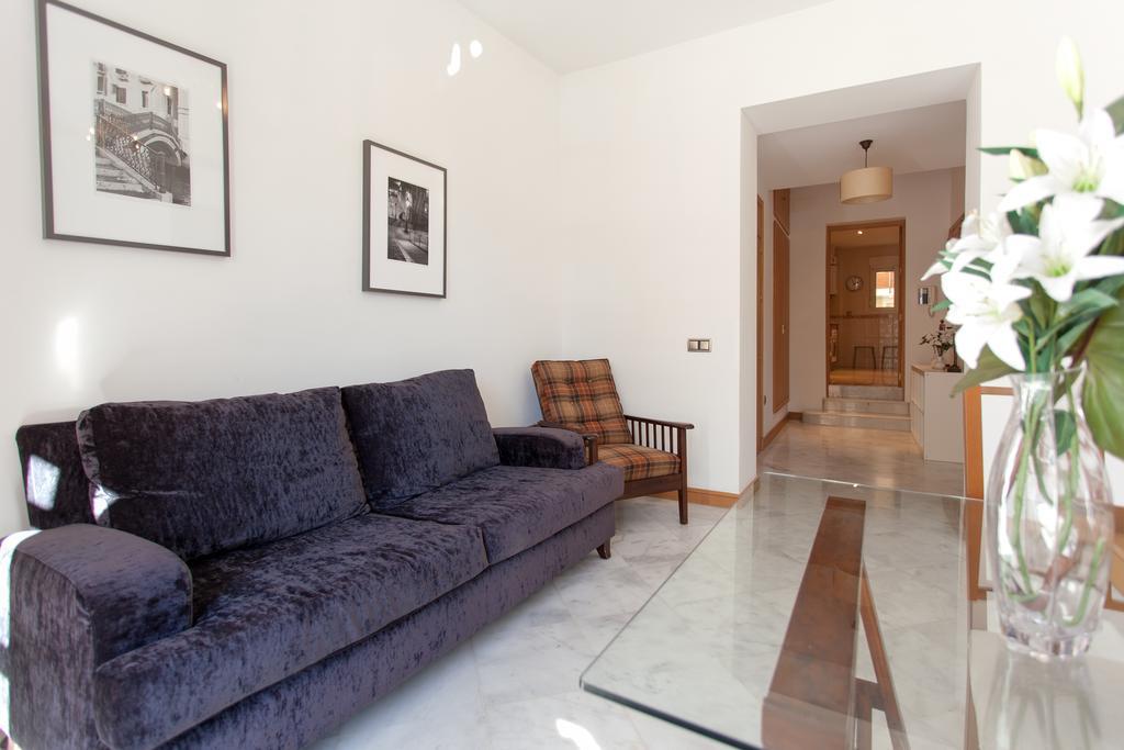 Holi-Rent Castilla Seville Exterior photo