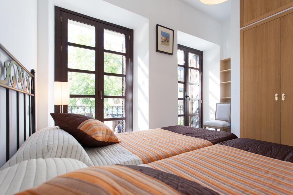 Holi-Rent Castilla Seville Exterior photo
