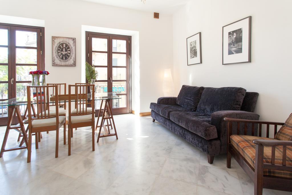 Holi-Rent Castilla Seville Exterior photo